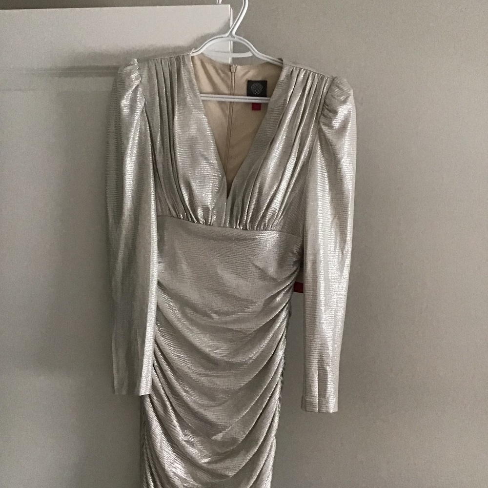 NWT Vince Camuto metallic warm silver dress size 6
